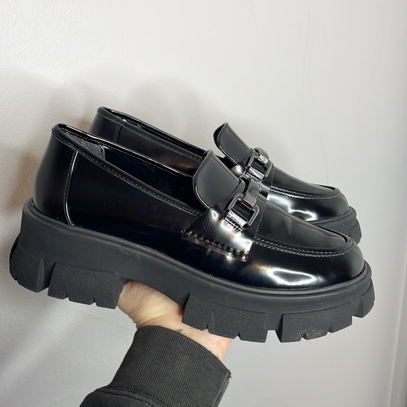 Steve Madden | Shoes | Steve Madden Black Lively Platform Loafers | Poshmark